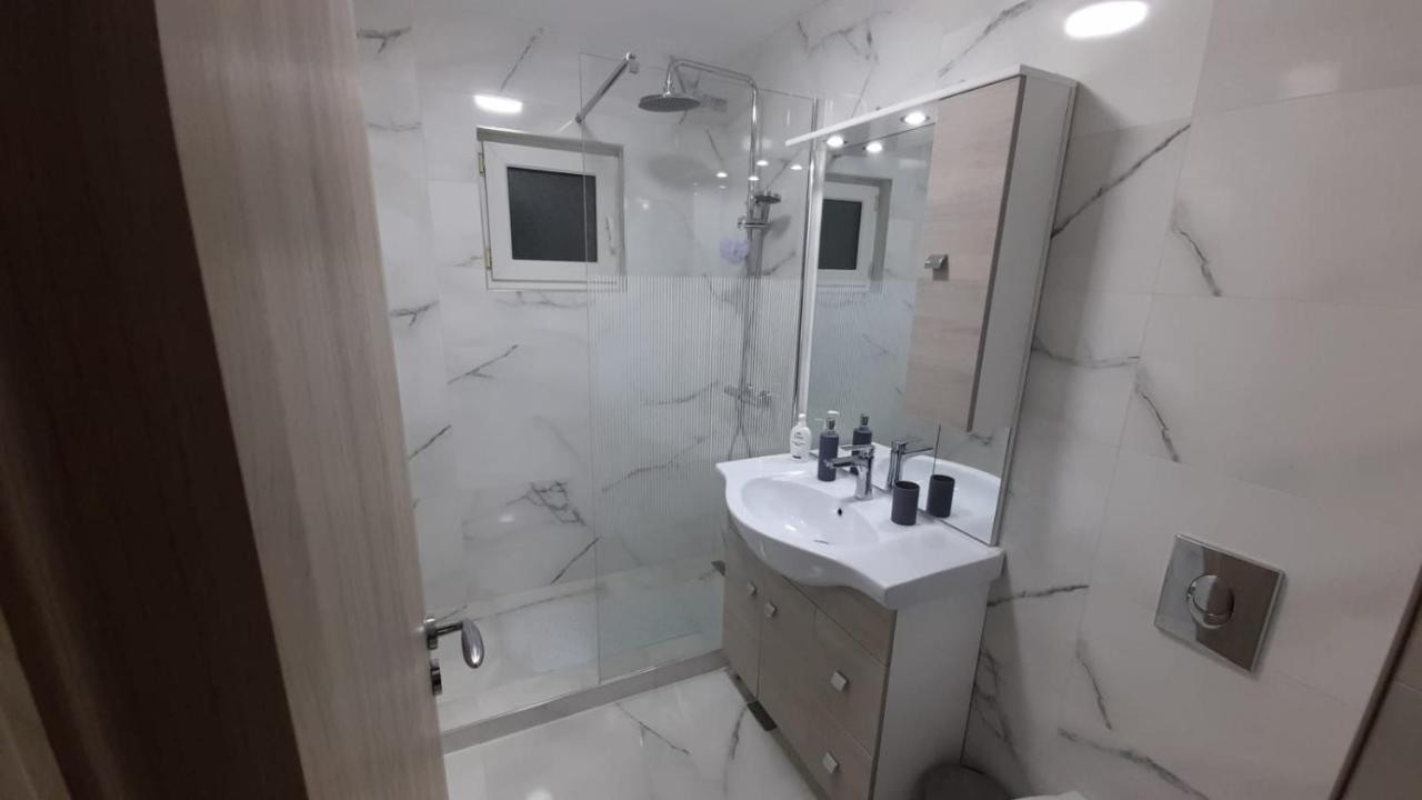 Delia Apartament Alba Iulia Ngoại thất bức ảnh